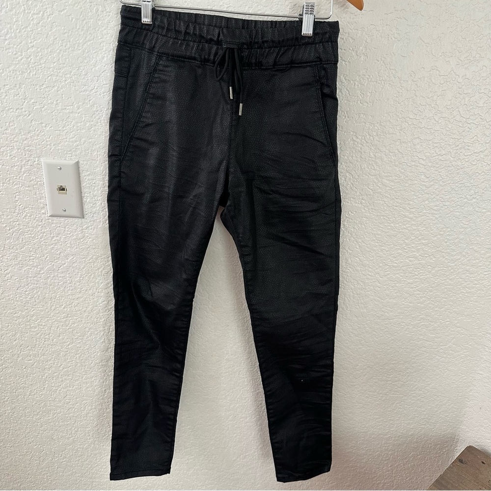 Bevy Flog Shely Black Snake Print Pant size 26 - Picture 2 of 6